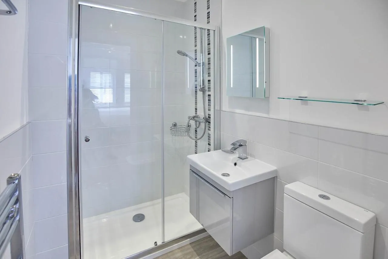 Host & Stay - Even Keel Whitby Apartment